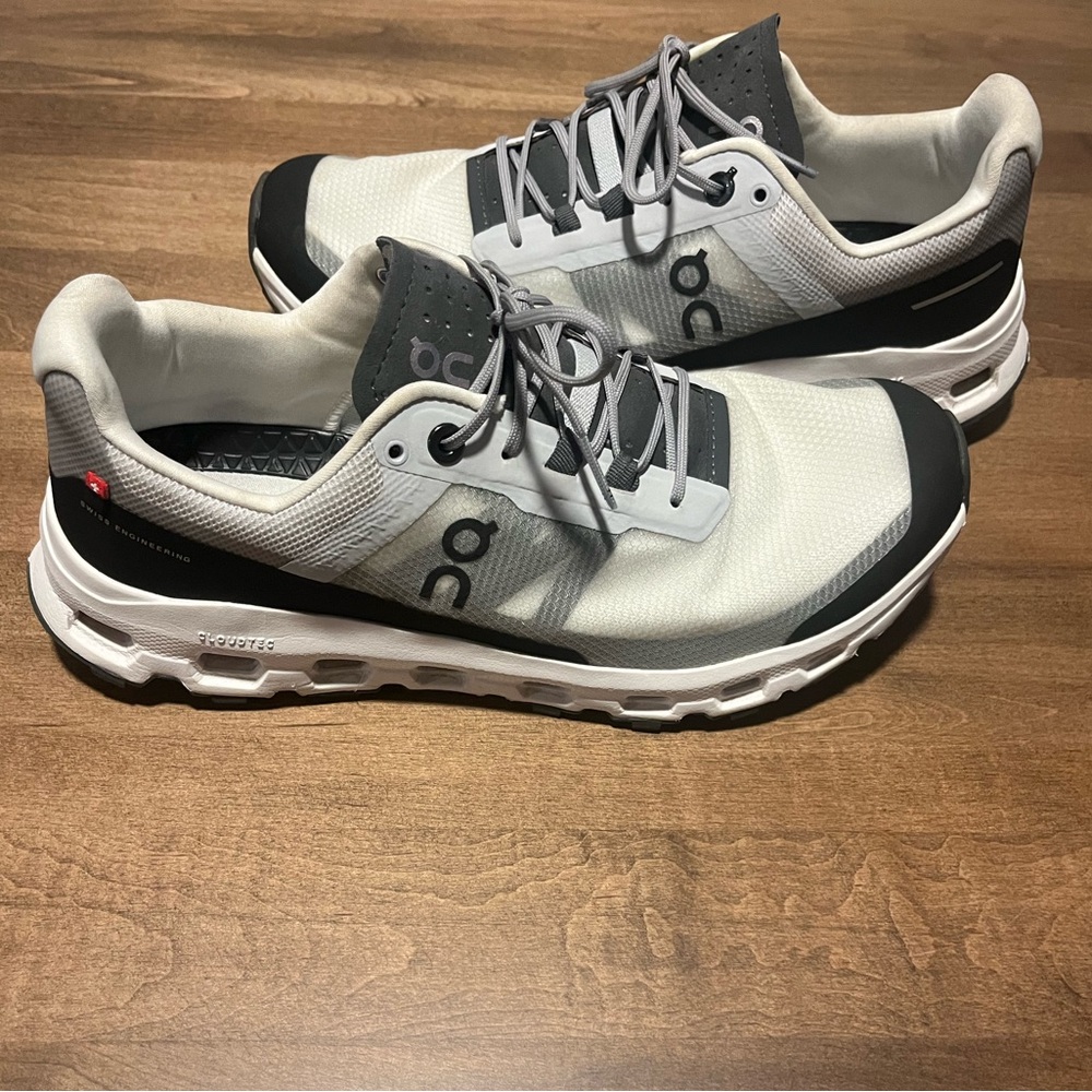On Running Athletic Shoes in Light Gray and Black